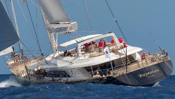 Sicily yacht sinking: Four Britons among six people reportedly missing 