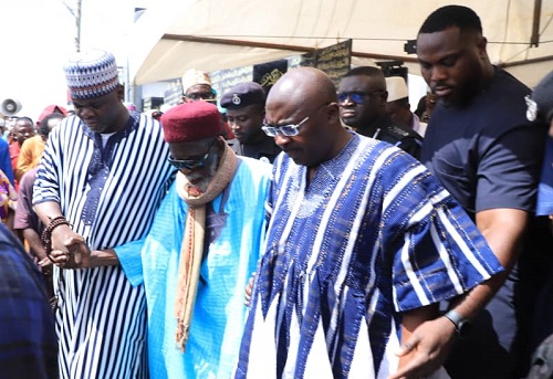 Vice President Bawumia joins thousands in pre-burial prayers for National Chief Imam's wife