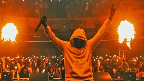Ghanaians party big time with Medikal at London O2 concert; How BBC reported on Medikal’s show