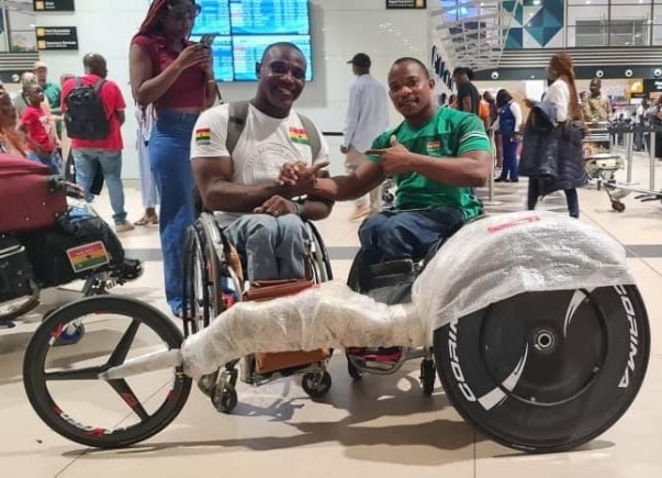 Botsyo Nkegbe (left)