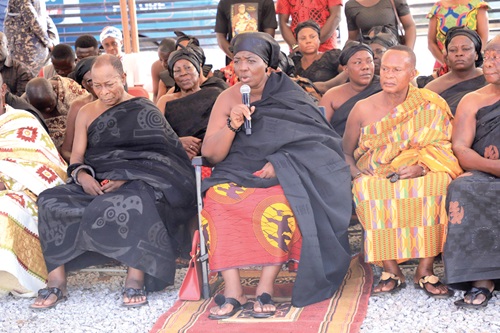 Nana Adwoapo Dwamena Serwaa II, queenmother of Bechem Traditional Area, speaking at the engagement with Dr Bawumia