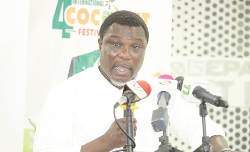  Davies Korboe, Chairman of the African Coconut Group, addressing journalists at the launch. Picture: ESTHER ADJORKOR ADJEI 