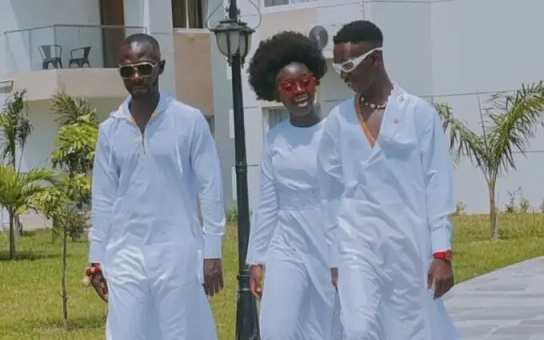 I talk to my children about pornography on social media- Okyeame Kwame 