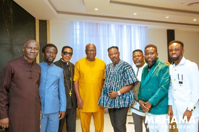 Members of the clergy praying for former President Mahama