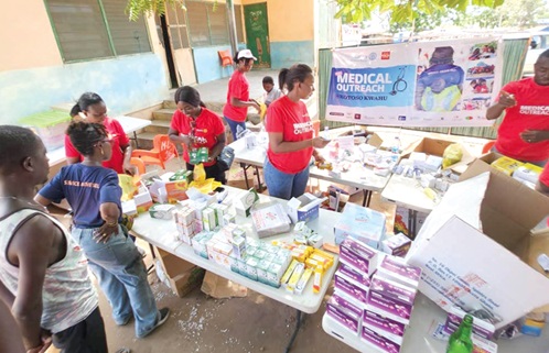 Members of the Rotary  Club and volunteers during the medical screening at Kotoso