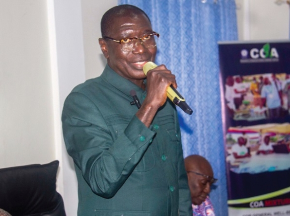 Prof. Samuel Duncan (inset), addressing the Medical Superintendents Group