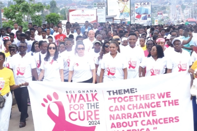 Simon Osei Mensah (right), Ashanti Regional Minister; Dr Beatrice Wiafe-Addai (2nd from right), Founder, BCI, and Prof. Wil Ngwa (3rd from right), Founding Director of Global Health Catalyst, Harvard University, with other participants in the walk.  Picture: EMMANUEL BAAH