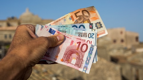 See how much these European Countries offer immigrants to return to their home country