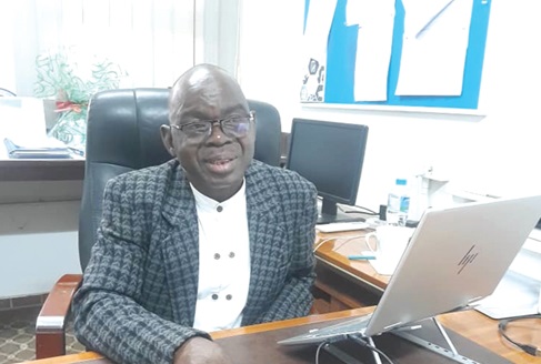  Professor Richard D. Suu-Ire, Associate Professor of Veterinary Medicine and Dean, School of Veterinary Medicine, University of Ghana, speaking about rabies in Ghana