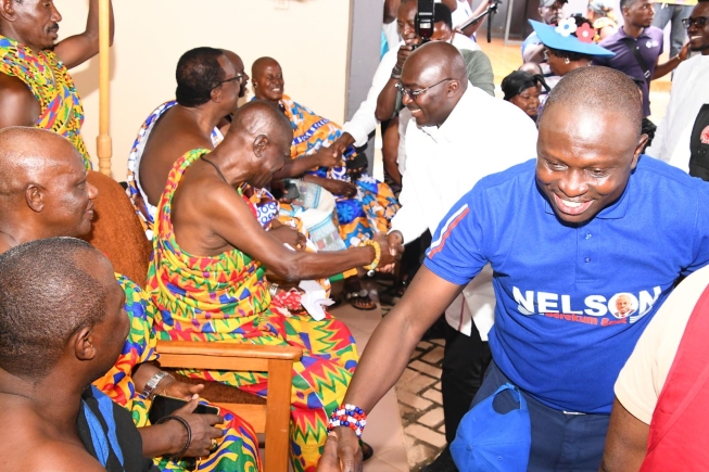 Berekum Traditional Council symbolically hands 'Key to Berekum' to Bawumia in endorsement