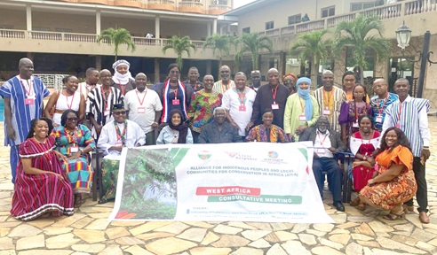  Participants in the consultative meeting after the opening session