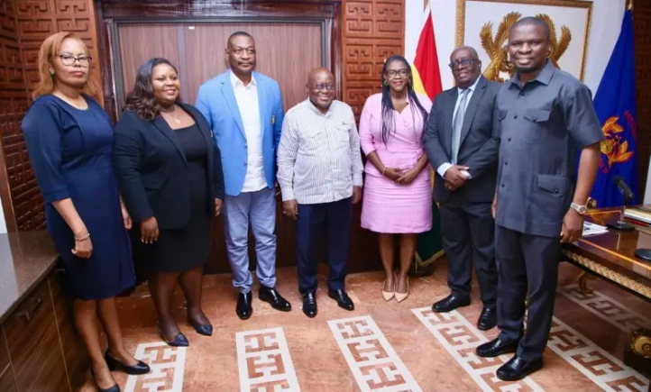 President Akufo-Addo with Mr Bonaventure Aguissi (3rd left, Minister of Youth and Sports, Mustapha Yussif (1st right), and the NCCE Chairperson, Ms Kathleen Addy (3rd left) at the Jubilee House.