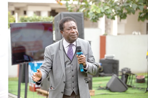 Prof. Pikay Richardson (right) speaking at the 2024 CEIBS graduation ceremony in Accra