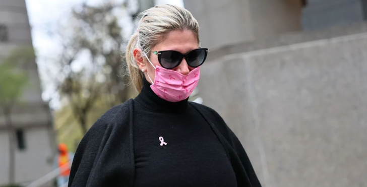 Ex-US senator's wife convicted in gold bars bribery scheme