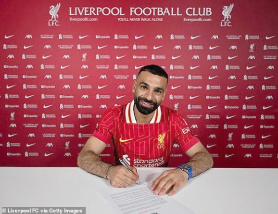 Inside Mo Salah's £1m-a-week Liverpool deal that redefined loyalty