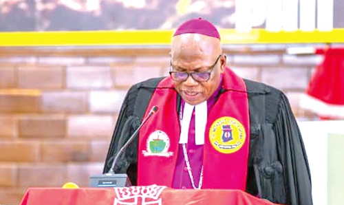 Rt Rev. Andrew Mbeah-Baiden, Bishop of the Northern Accra Diocese, speaking at the Synod
