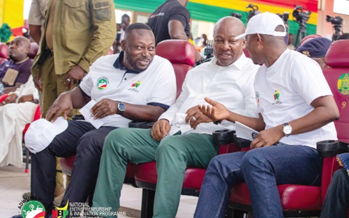 President John Mahama in a chat with Eric Adjei (right), CEO of the NEIP, and George Opare Addo, Minister of Youth Development and Empowerment