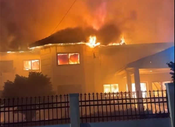 Twin fires strike Accra: Tourist Centre and Madina slum damaged