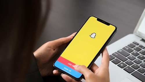 Man admits to hacking Snapchat accounts to steal nude photos