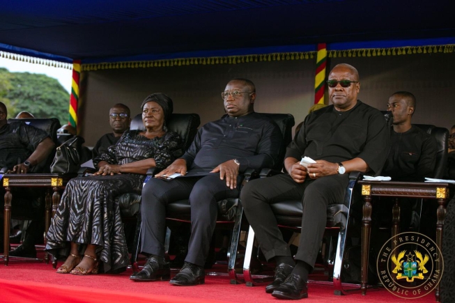 President John Mahama (right) in a tete-a-tete with President Julius Maada Wonie Bio. With them include Prof. Naana Jane Opoku-Agyemang (3rd from right), the Vice-President, Julius Debrah (2nd from left), Chief of Staff, and Justice Baffoe-Bonnie, acting Chief Justice