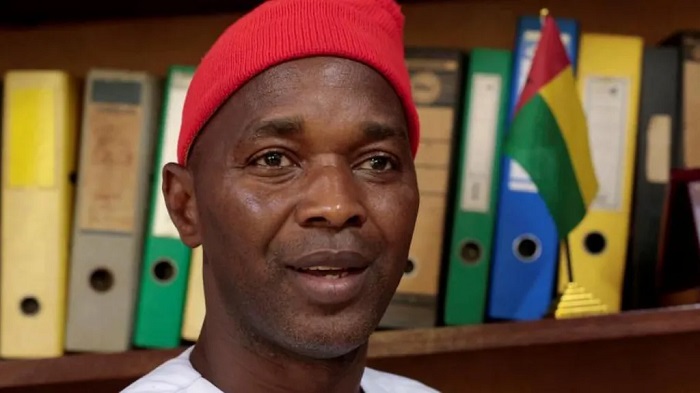 Fernando Dias says he fled his party headquarters as armed men came to arrest him