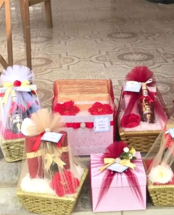 Push gifts are personal items for the wife­
