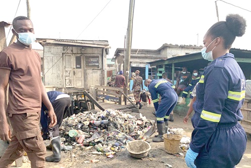 The exercise saw the team made up of assembly members and staff, security services as well as sanitation workers, cleaning, sweeping and clearing choked gutters The exercise saw the team made up of assembly members and staff, security services as well as sanitation workers, cleaning, sweeping and clearing choked gutters