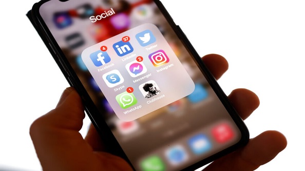 Iran lift 2-year ban on WhatsApp, Google Play