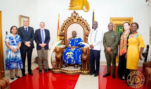  The Asantehene hosted World Bank’s Vice President for Western and Central Africa, His Excellency Ousmane Diagana and some officials at the Manhyia Palace. Photo Credit: Manhyia Palace/Facebook