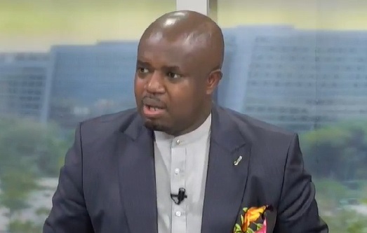  Godwin Edudzi Tameklo 