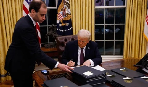 Donald Trump orders US to leave World Health Organization