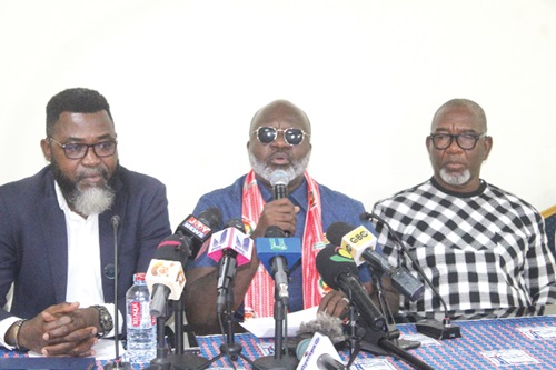  Bernard Owusu (2nd from left), National Chairman, General Transport, Petroleum and Chemical Worker's Union Congress of TUC (Ghana), addressing the media on the establishment of an independent committee to review the work of the outgone board of directors of Tema OIL Refinery (TOR). With him are Francis Sallah (left), Deputy General Secretary GTPCWU of TUC (Ghana) and Joseph Hotor (right), General Secretary Communication Worker's TUC. Picture: ESTHER ADJORKOR ADJEI 