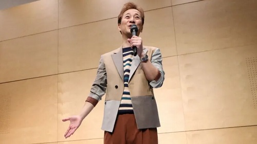 Nakai presented for Fuji Television and was one of Japan's best-known TV hosts