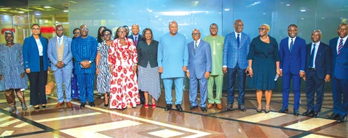 President Mahama (middle) with members of the committee 