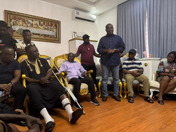 Bawumia pledges to set up NPP welfare fund after visiting assaulted party organiser