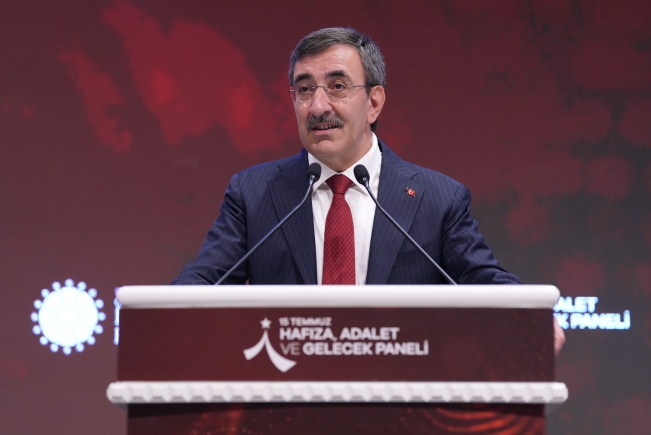 Dr Cevdet Yilmaz, Vice-President, Turkiye, speaking at the panel discussion