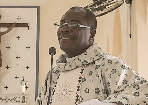 Very Rev. Fr Paul Saa-Dade Ennin, Provincial Superior of SMAs presided over the mass Very Rev. Fr Paul Saa-Dade Ennin, Provincial Superior of SMAs presided over the mass