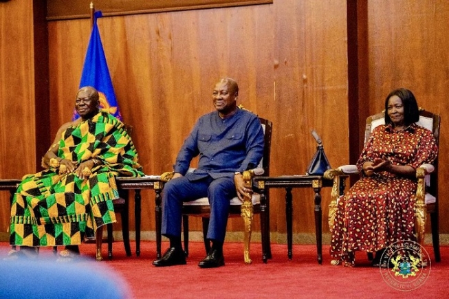 Otumfuo’s quiet role helped Ghana secure IMF support in 2009 – Mahama