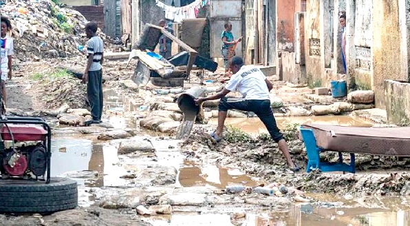 • Flimsy buildings and a lack of proper drainage have worsened the flooding crisis in Kinshasa