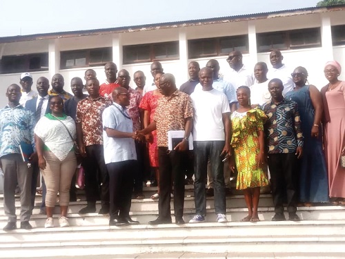 The old and new executives together with management of Accra Academy after the ianuguration of the new executive