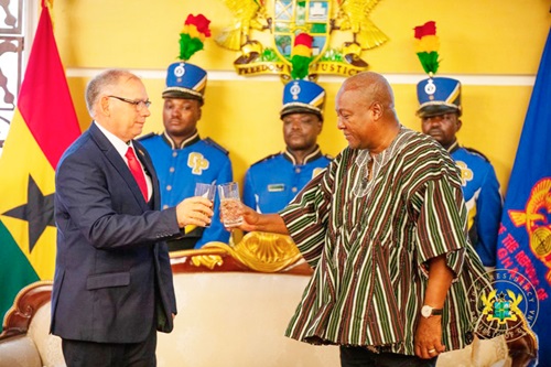 President Mahama (right) proposing a toast to Julio Enrique Pujol Torres, Cuban Ambassador to Ghana President Mahama (right) proposing a toast to Julio Enrique Pujol Torres, Cuban Ambassador to Ghana