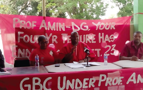 Sam Nat Kevor (middle), Chairman, GBC Local Union, addressing the press conference. With him are other union executives