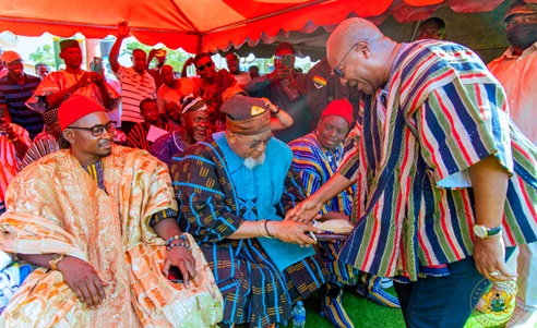 President John Dramani Mahama exchanging pleasantries with Tongraan Kugbilsong Nanlebegtang, the Paramount Chief of the Talensi Traditional Area, during the event