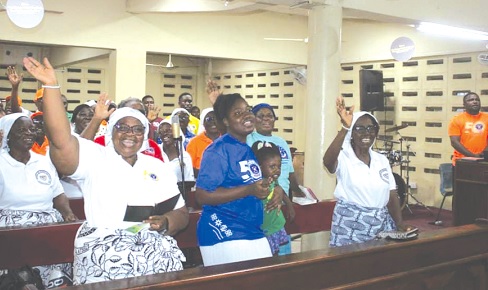 Members of the Presbyterian Church of Ghana, Shalom Congregation, singing joyfully Members of the Presbyterian Church of Ghana, Shalom Congregation, singing joyfully