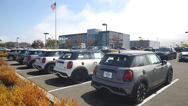 How will car firms be affected by Trump's tariffs?