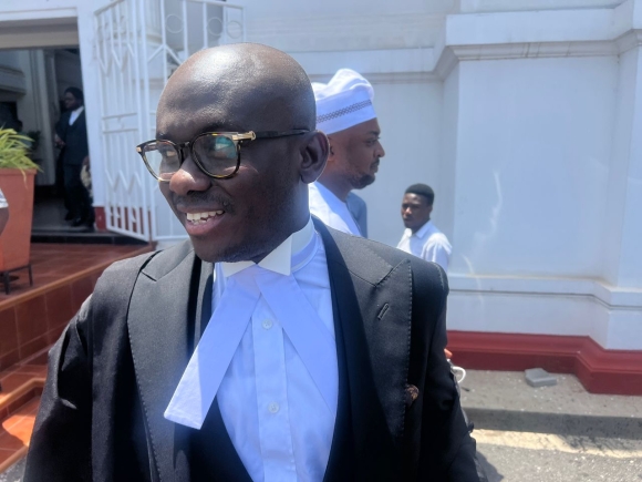 Supreme Court throws out CJ impeachment injunction application
