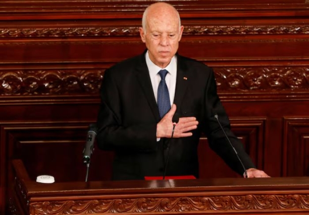Tunisia's President Kais Saied gestures during his swearing-in ceremony for his second term at the parliament in Tunis, Tunisia October 21, 2024. REUTERS/Zoubeir Souissi Purchase Licensing Rights