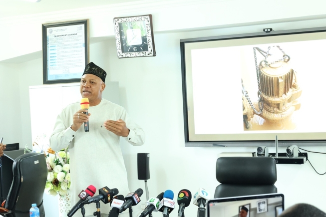 Adam Mutawakilu - Managing Director, Ghana Water Limited, explaining the efforts being made by management of the company in the treatment of water bodies at a press conference in Accra. Picture: SAMUEL TEI ADANO
