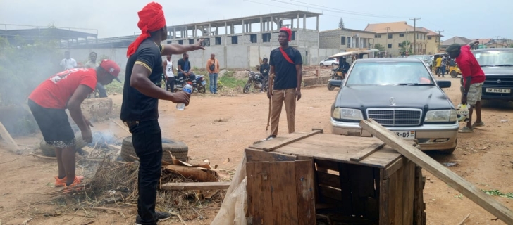 PHOTOS: Youth in Kpone demonstrate over poor infrastructure and water shortages