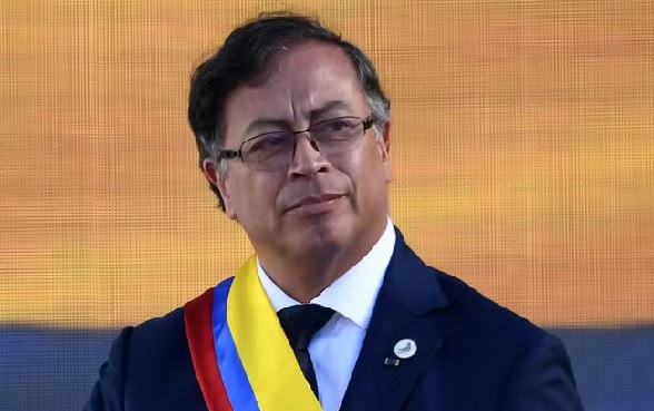 US revokes Colombian president's visa over 'reckless and incendiary' remarks